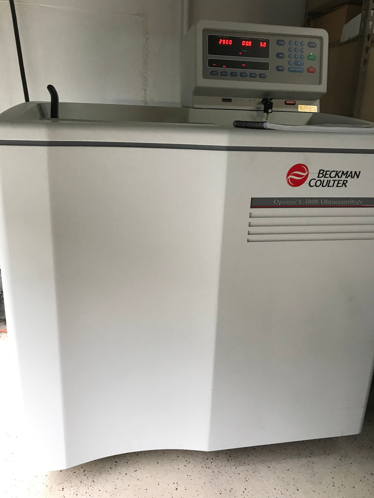Beckman Coulter Optima L-100K ultracentrifuge