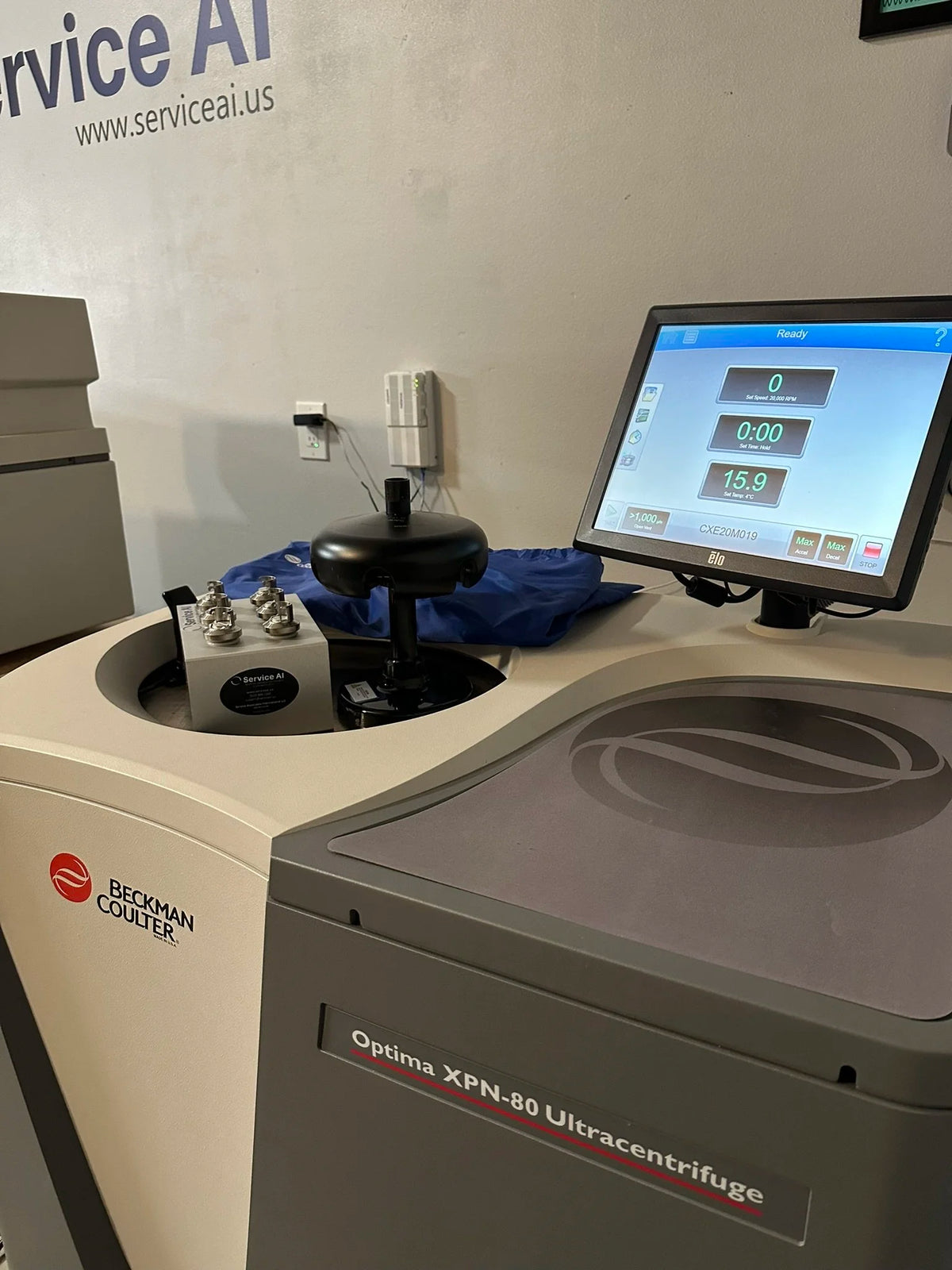 Beckman Coulter Optima XPN-80 Ultracentrifuge