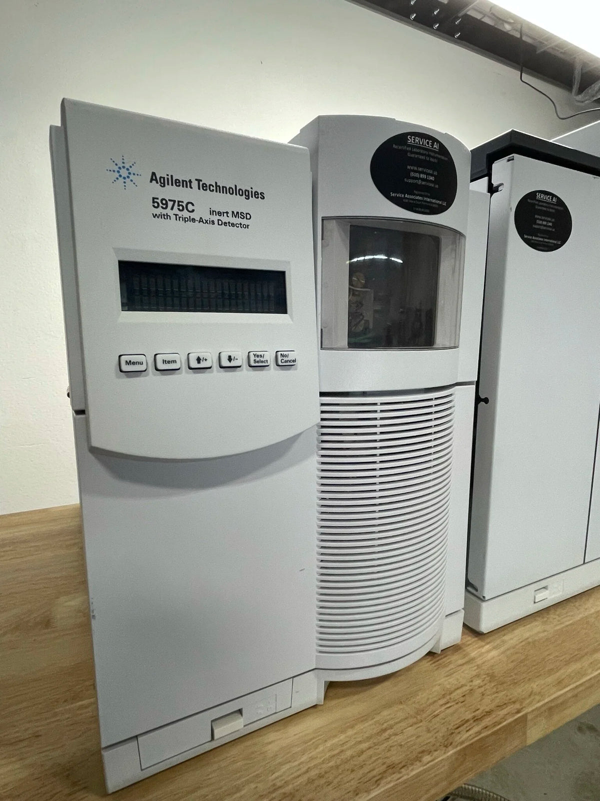 Refurbished Agilent 5975C Inert MSD with 7890A GC, 7683B Autosampler Tower, and Vial Tray