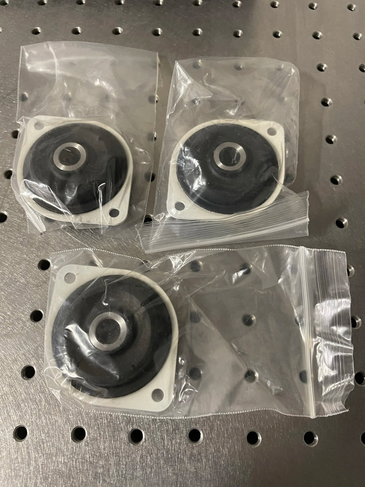 Beckman Avanti J and Avanti JXN Shock Mounts (NEW)