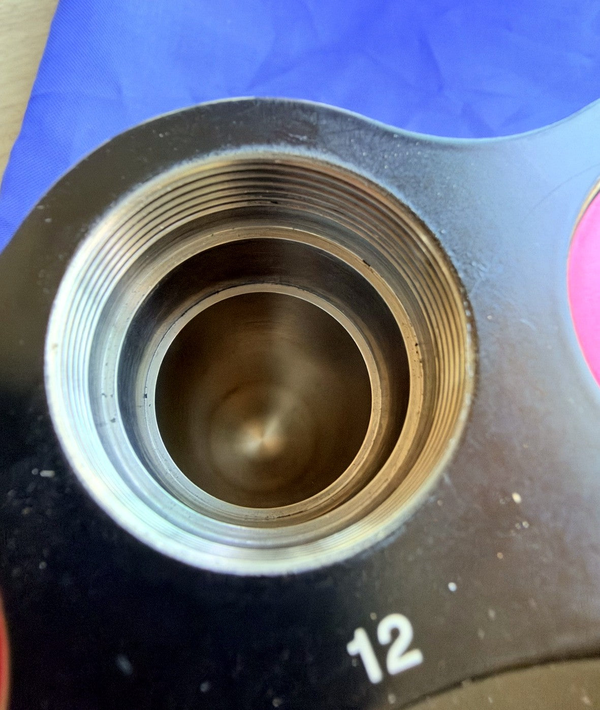 VTi 50.1 tube cavity bore, close view